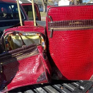 Samantha brown 3 piece luggage set